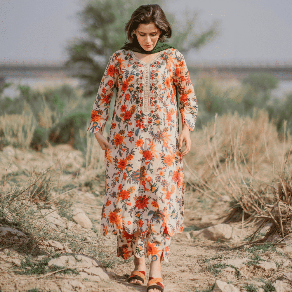 NAZ-E-GUL - Image 3